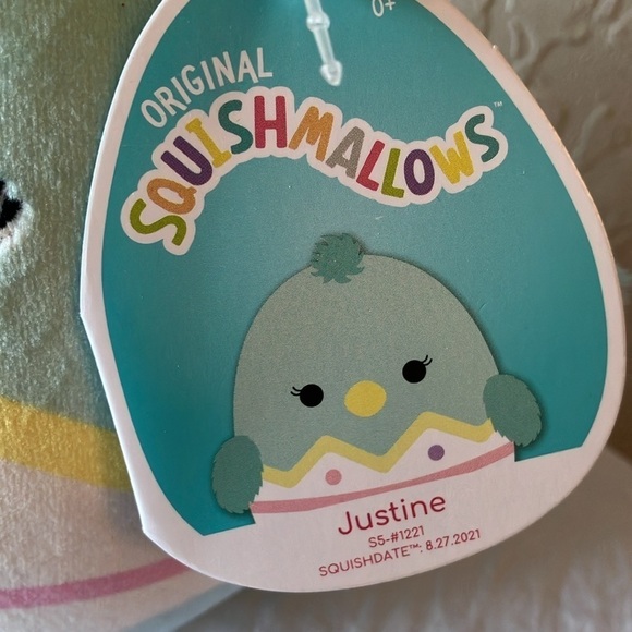 Squishmallows: 2022 “Justine” Chick in Blur Egg- 5” - Picture 2 of 16
